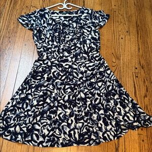Lauren Ralph Lauren sz 16 Blue white dress w flutter sleeves vertical seams
